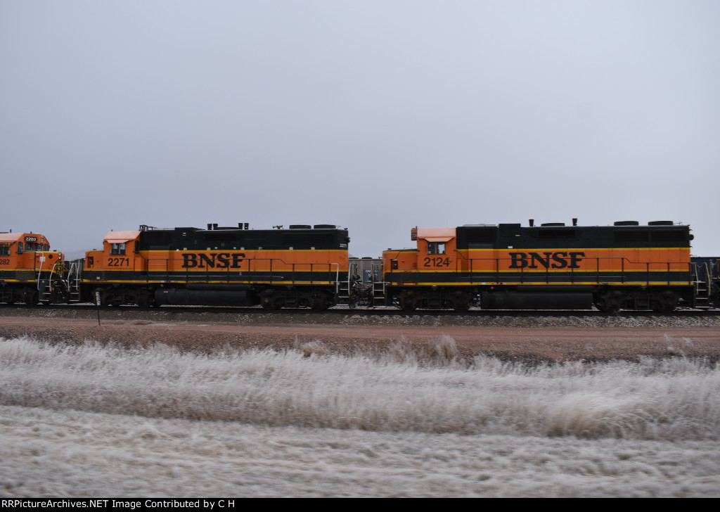 BNSF 2271/2124